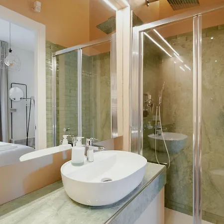 Duomo - Matrimoniali Con Bagno Privato 3*