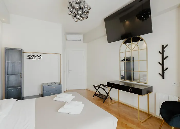 Duomo - Matrimoniali Con Bagno Privato Pensjonat 3*